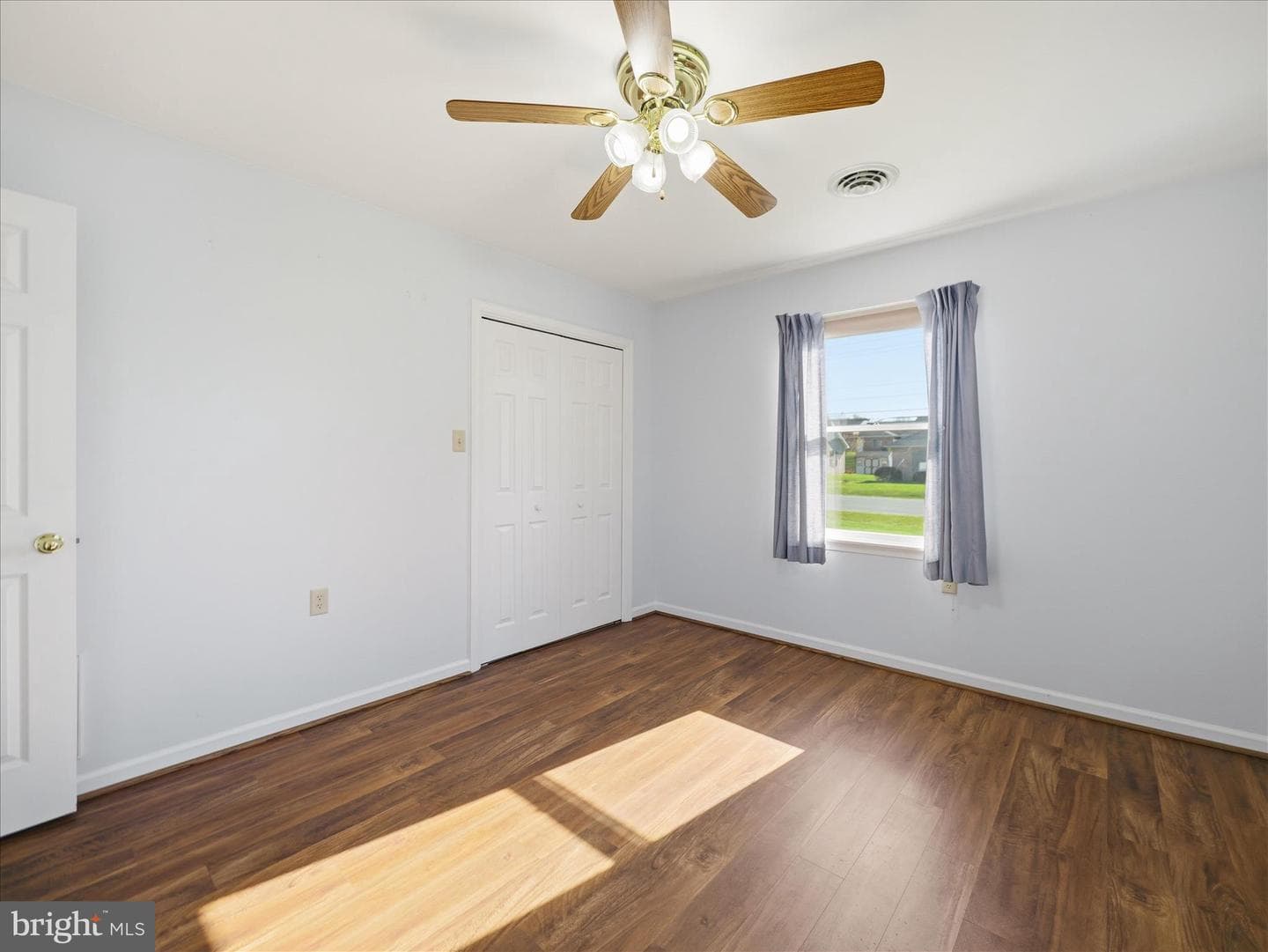 1217 South Pointe Drive photo 28