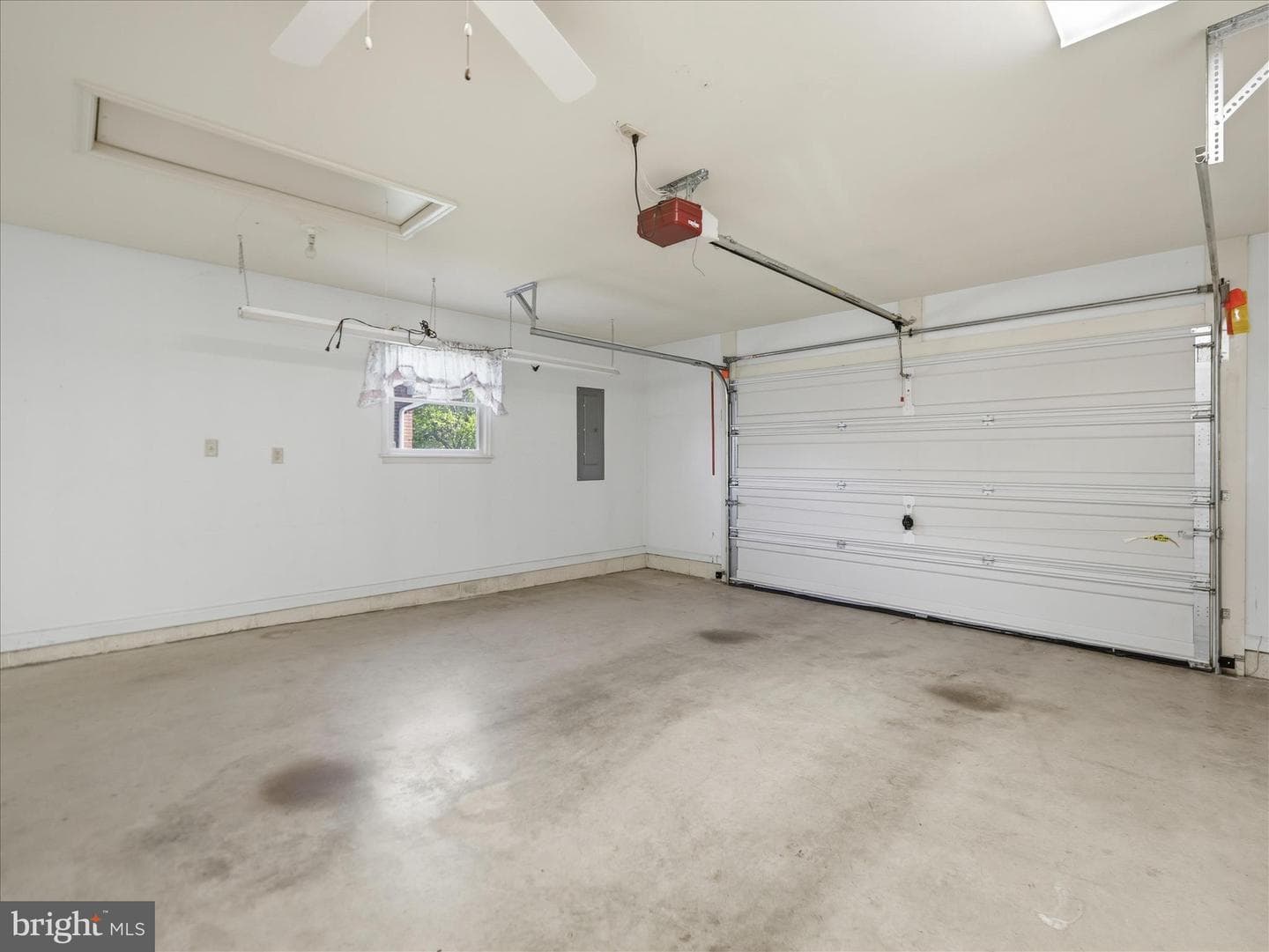 1217 South Pointe Drive photo 32