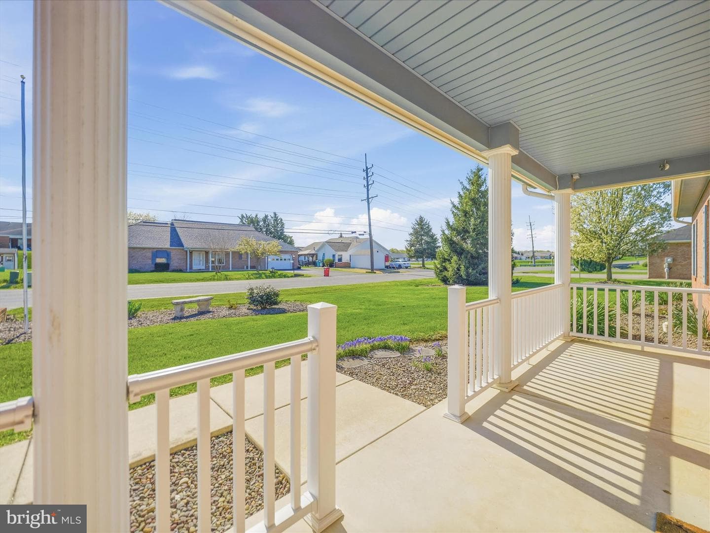1217 South Pointe Drive photo 4