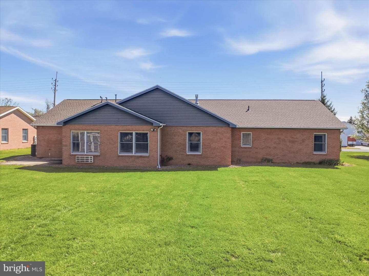 1217 South Pointe Drive photo 41