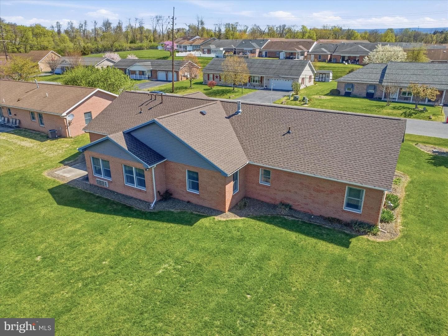 1217 South Pointe Drive photo 43