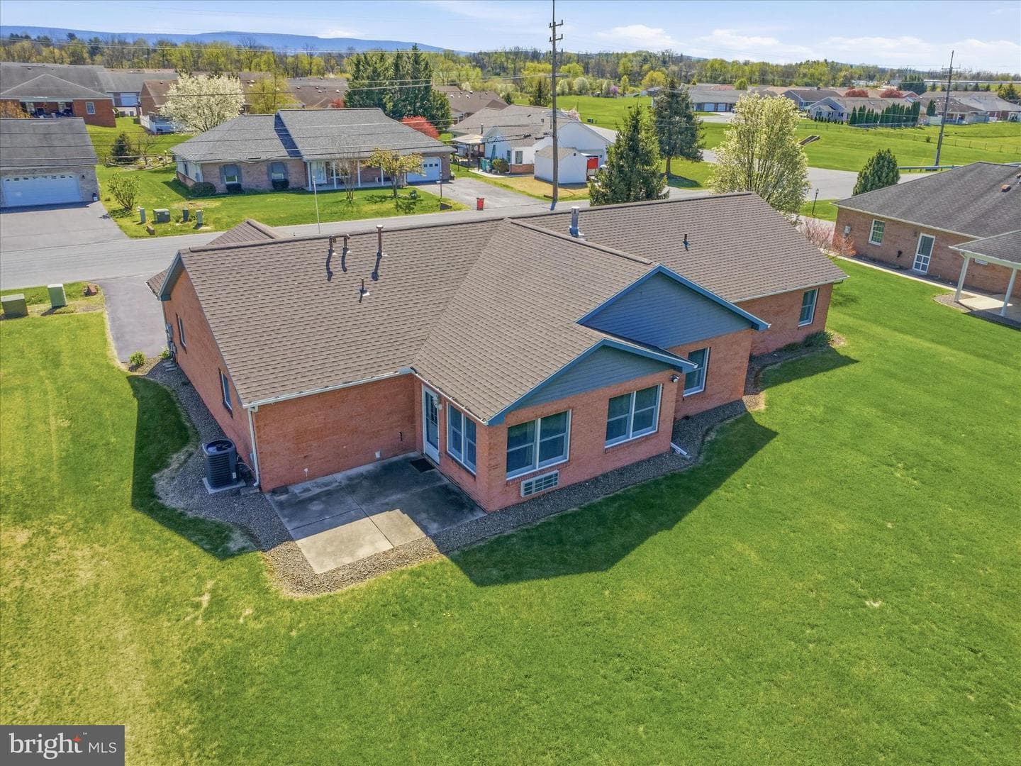 1217 South Pointe Drive photo 44