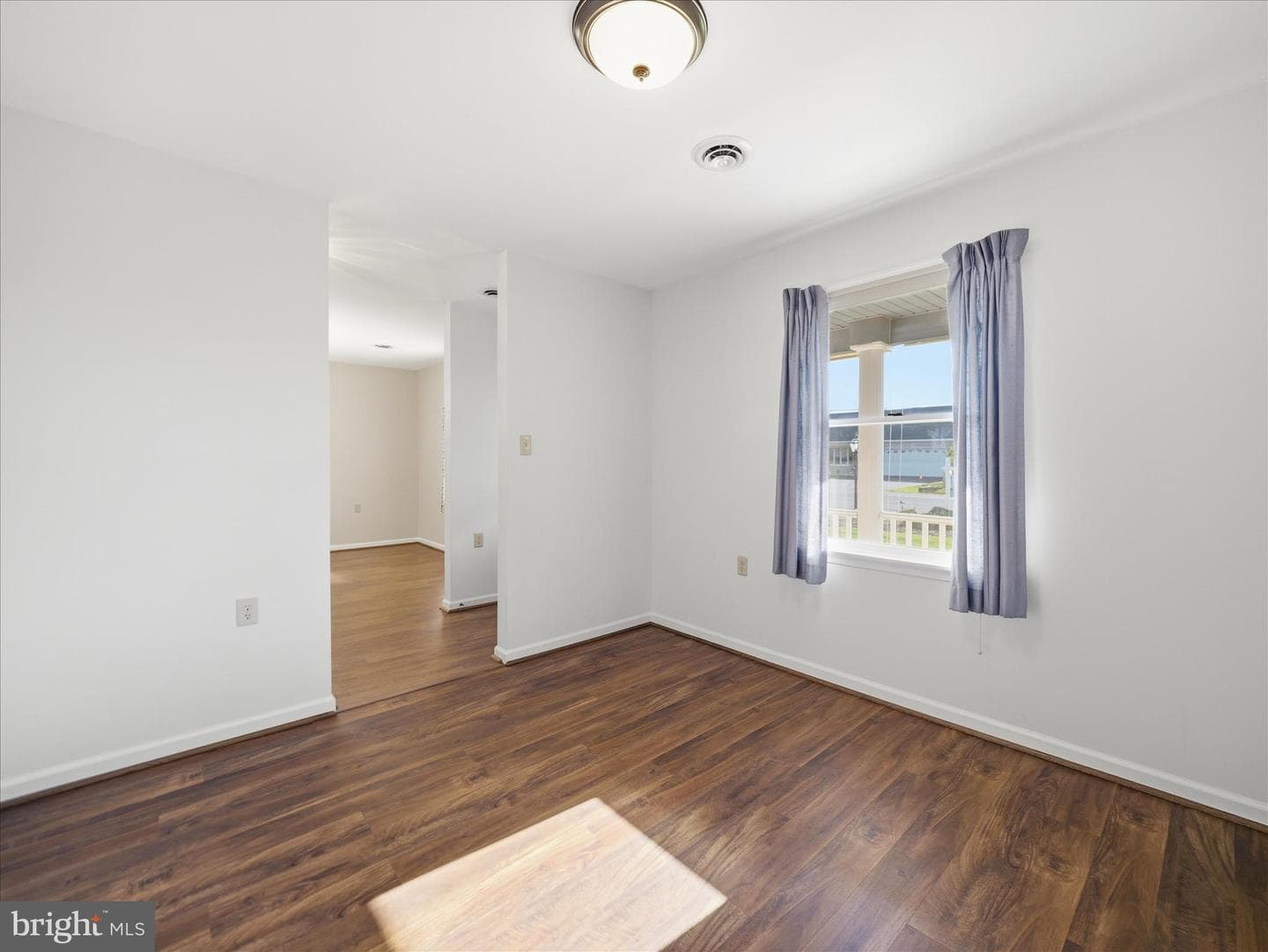 1217 South Pointe Drive photo 6