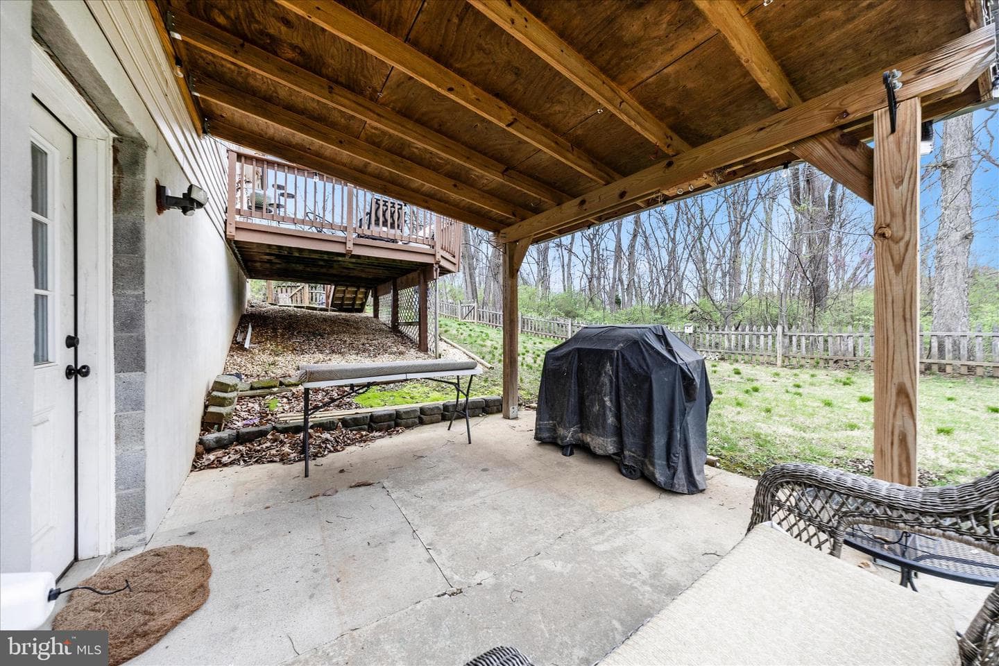 17006 Newcastle Court photo 44