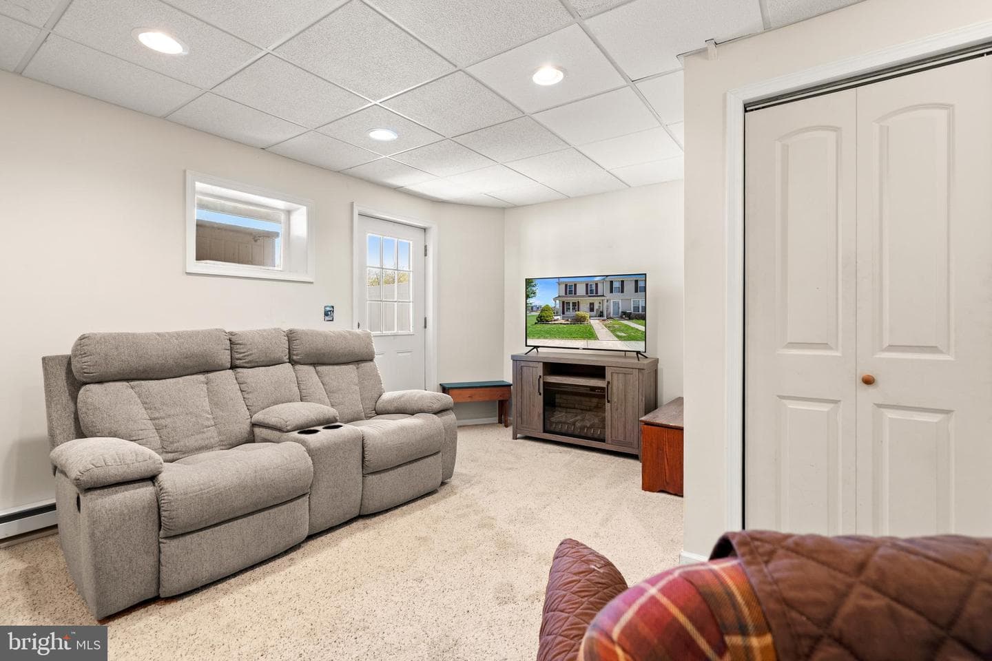 222 Lily Court photo 14