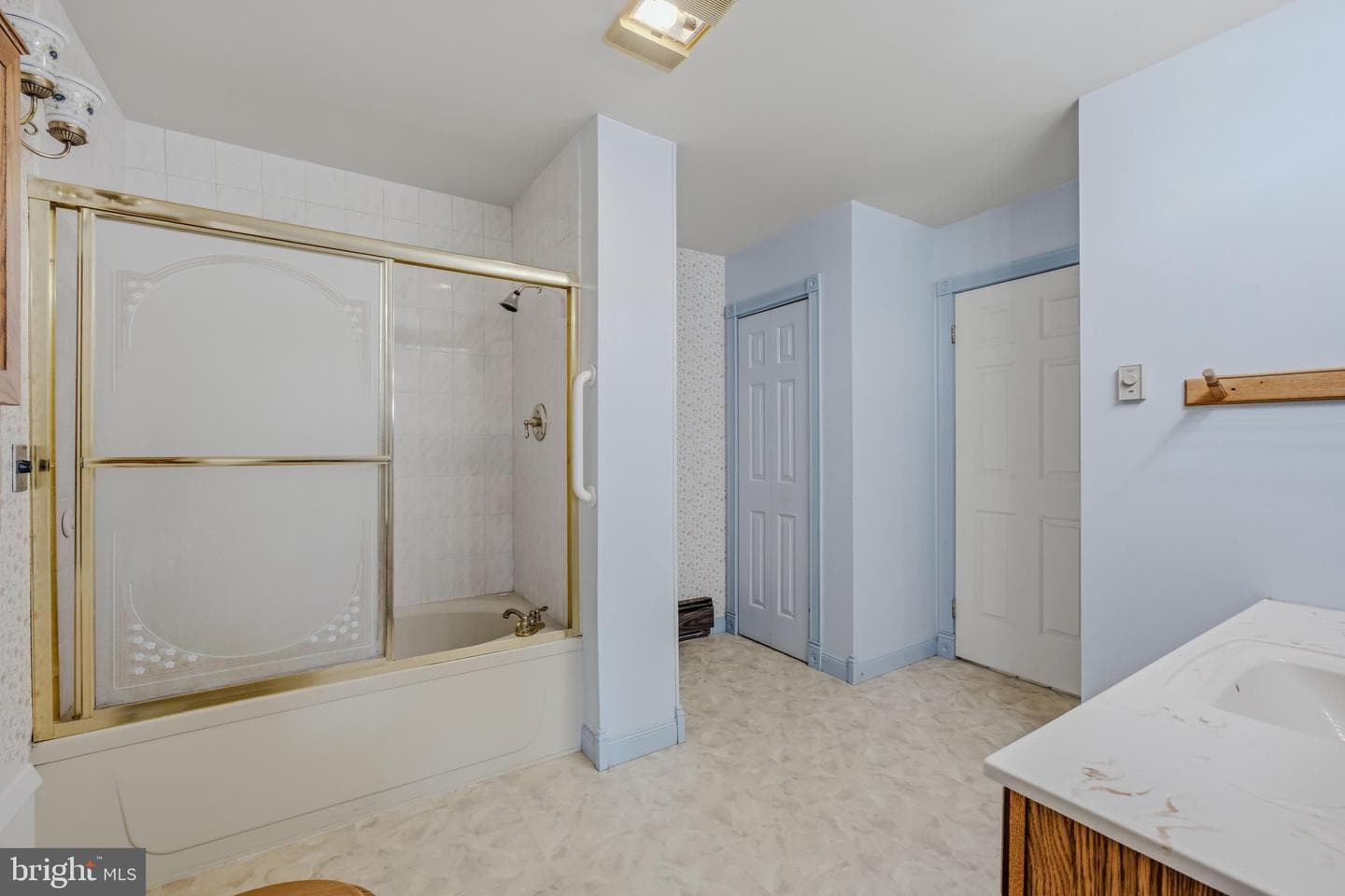 11728 White Hall Road photo 32