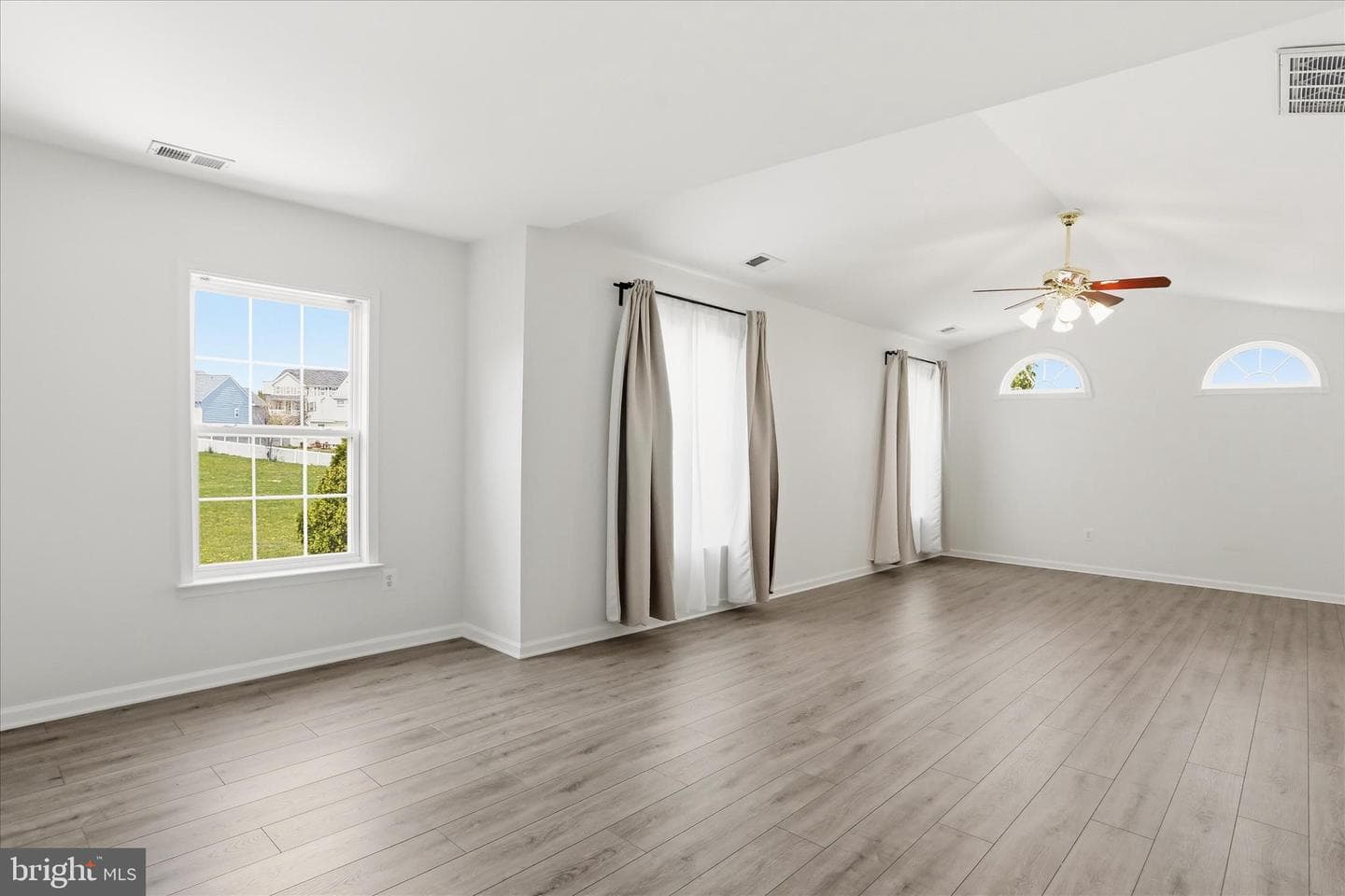 18106 Bullock Court photo 27