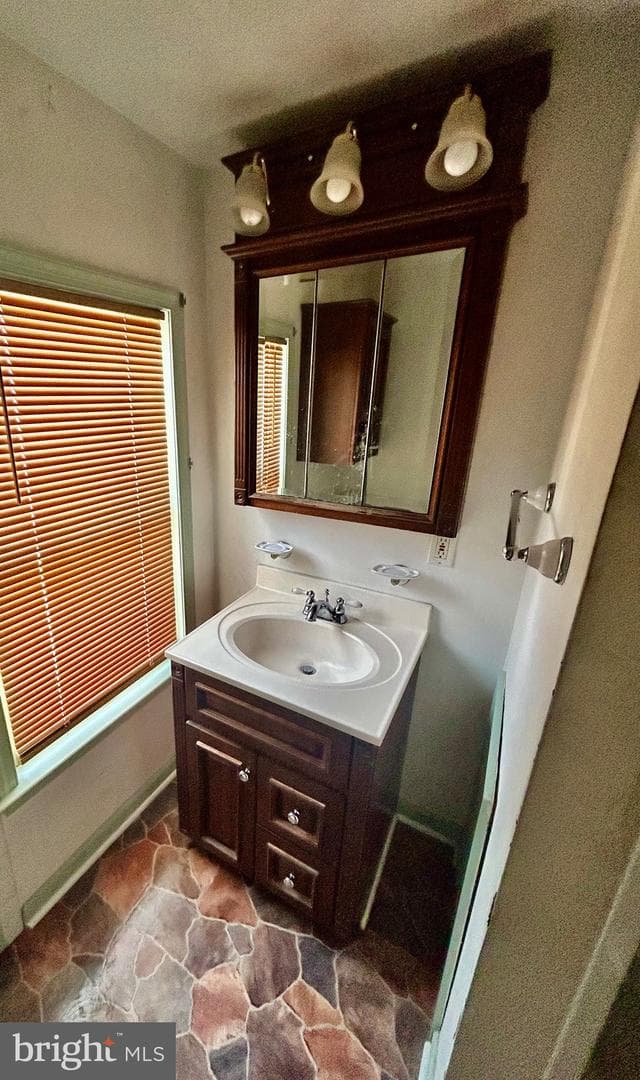 9 Berner Avenue photo 13