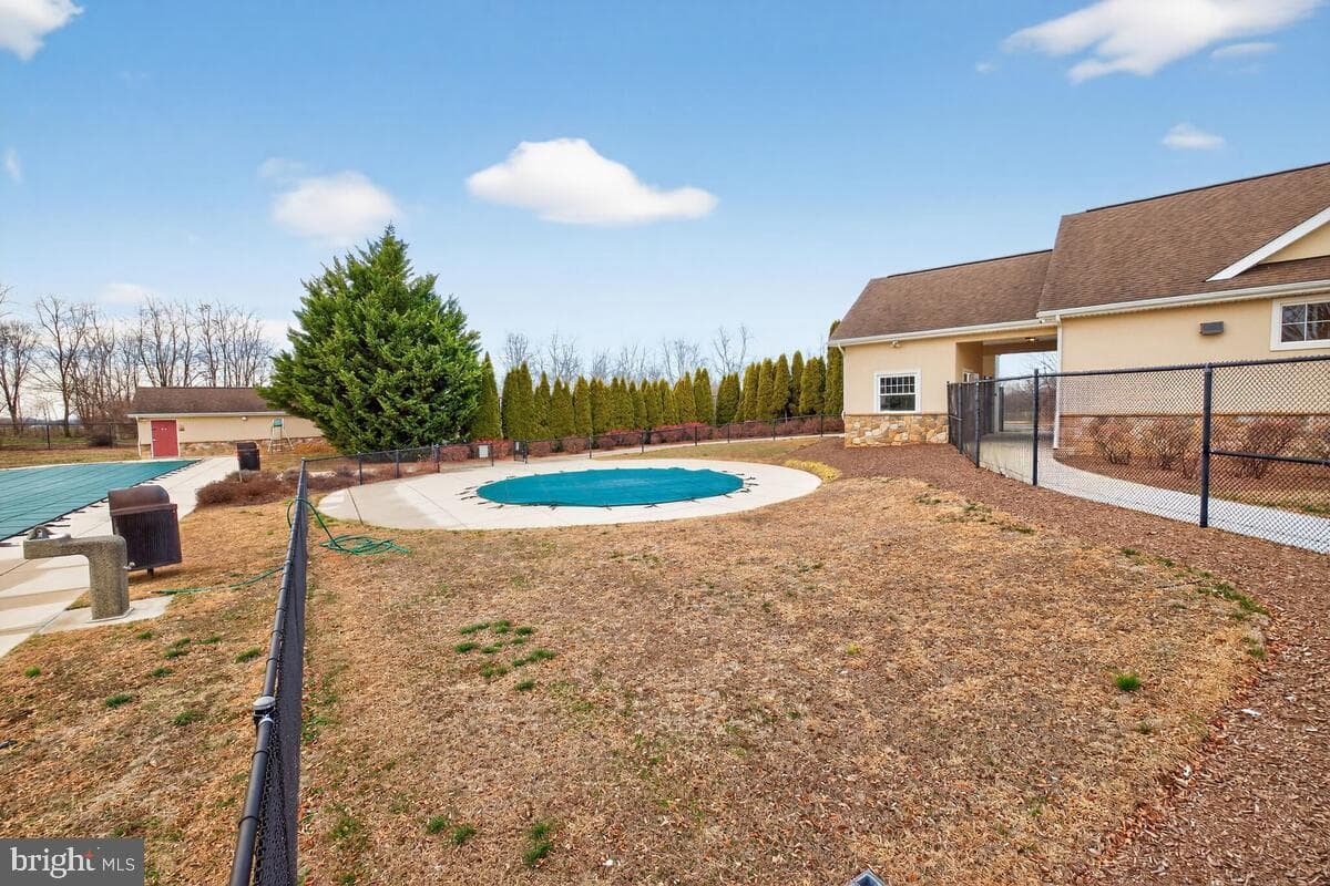 12139 Fallen Timbers Circle photo 24