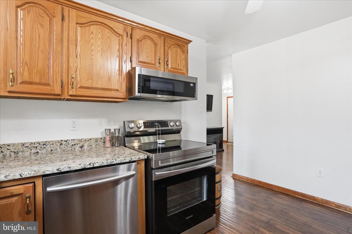 9 Dartmouth Drive photo 19