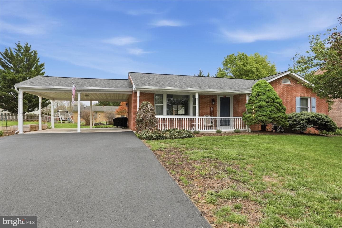 9 Dartmouth Drive photo 3