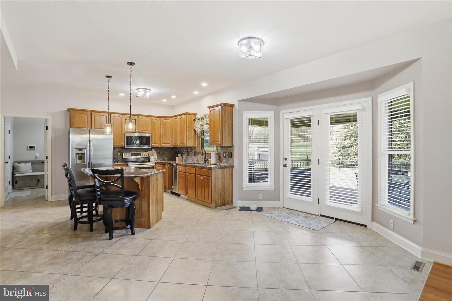 220 Montclair Court photo 16