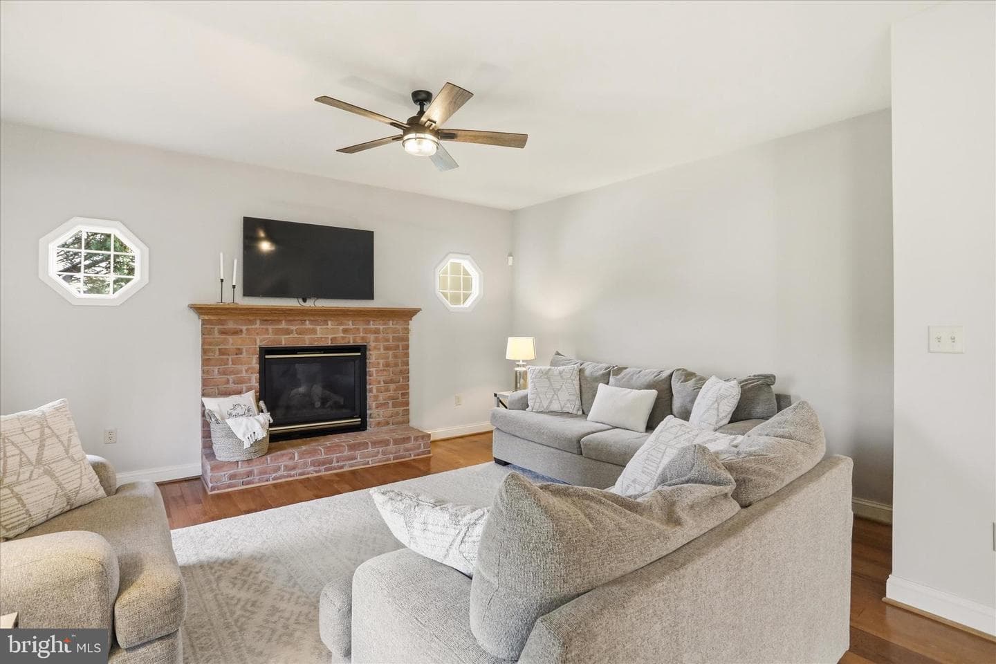 220 Montclair Court photo 19