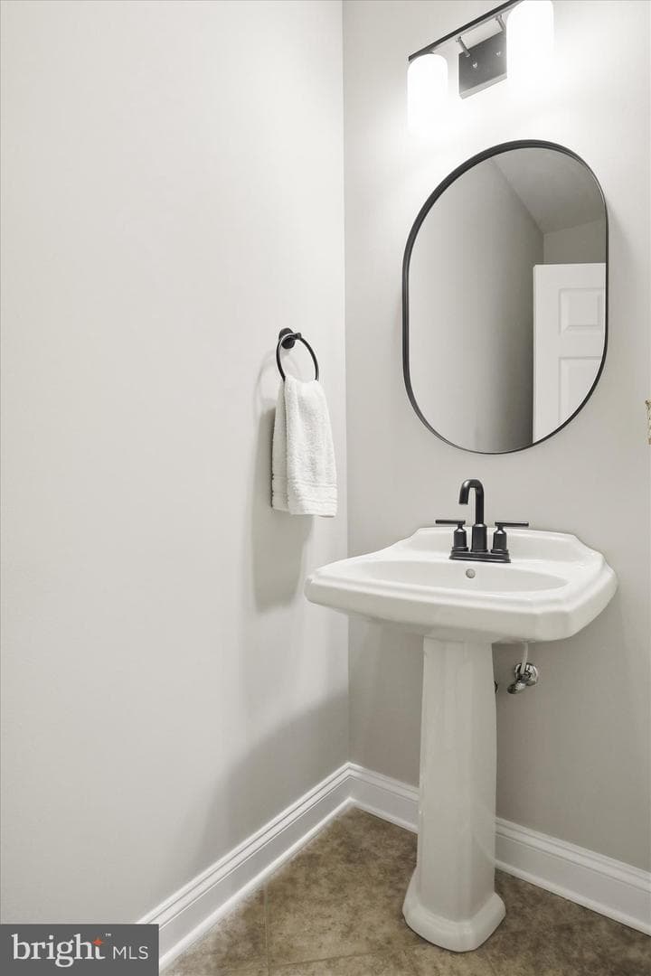 220 Montclair Court photo 21
