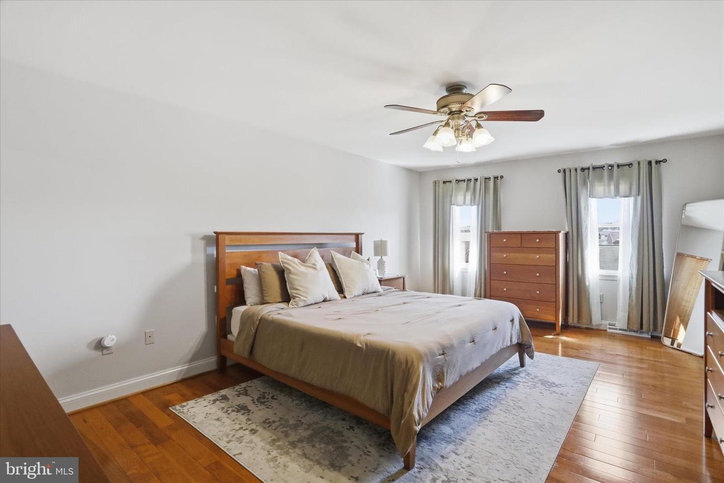 220 Montclair Court photo 22