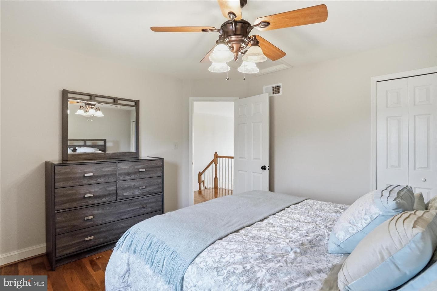 220 Montclair Court photo 31