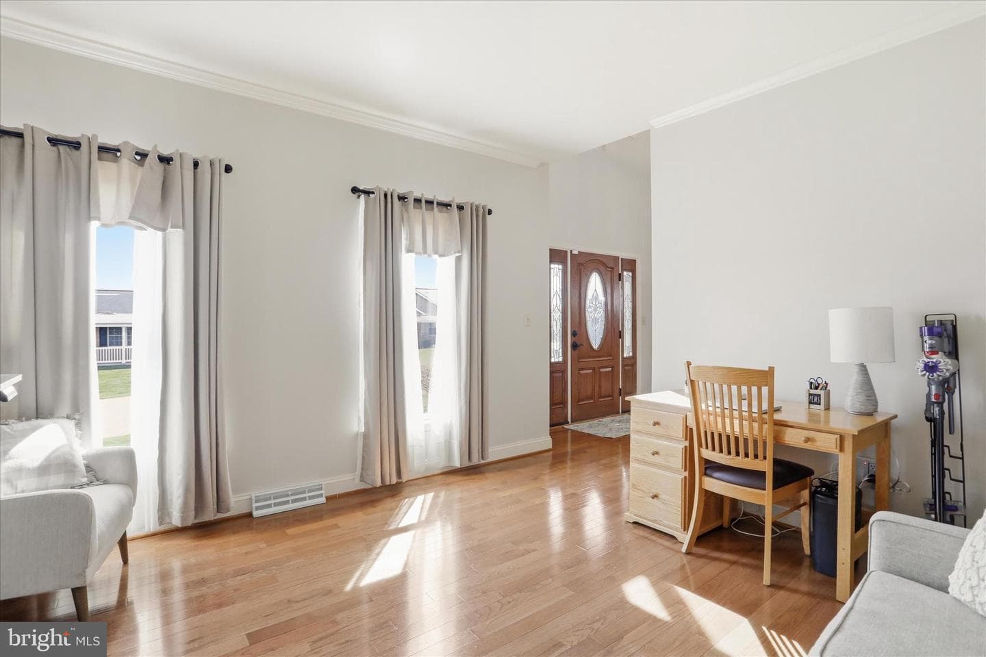 220 Montclair Court photo 5