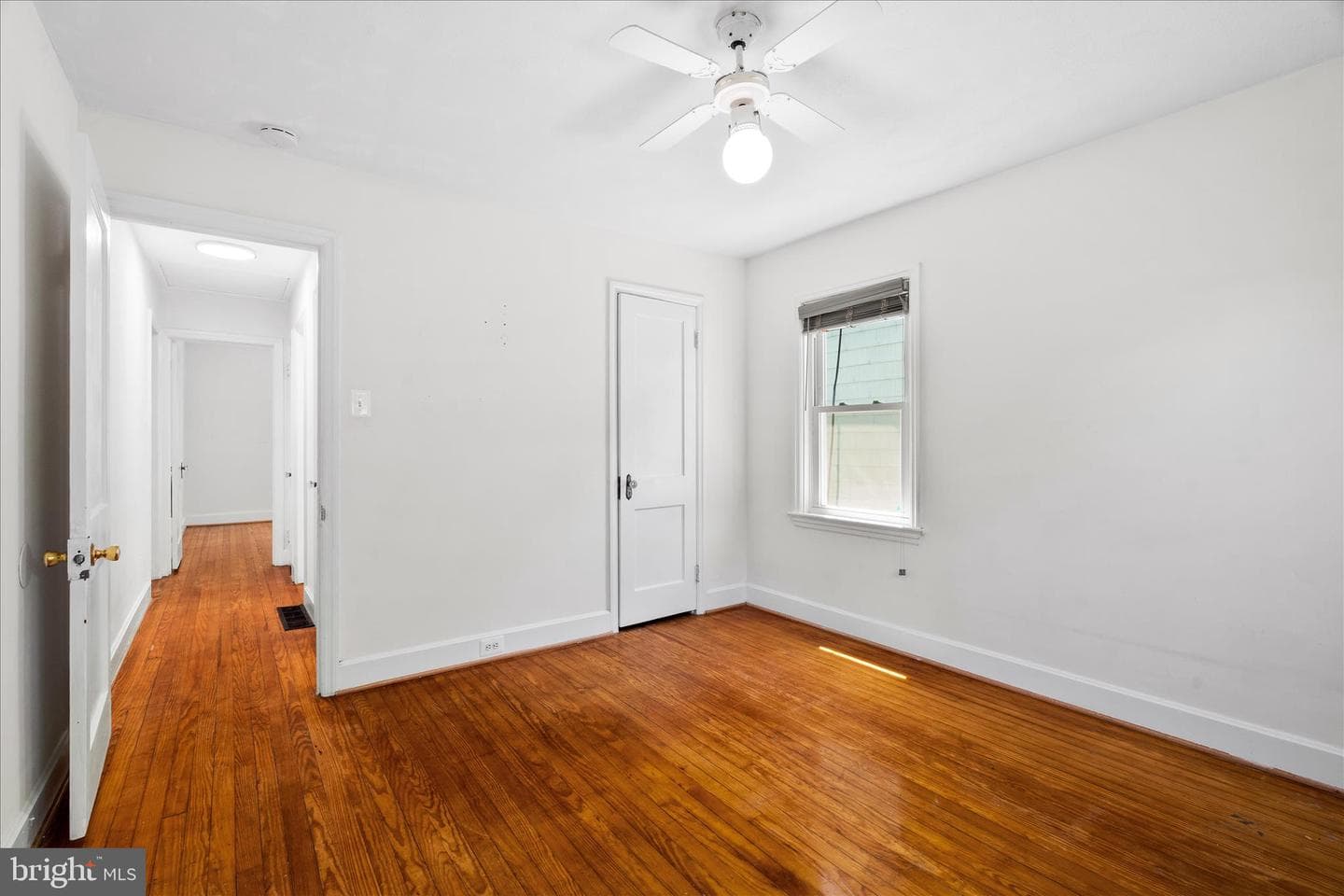 402 Guilford Avenue photo 13