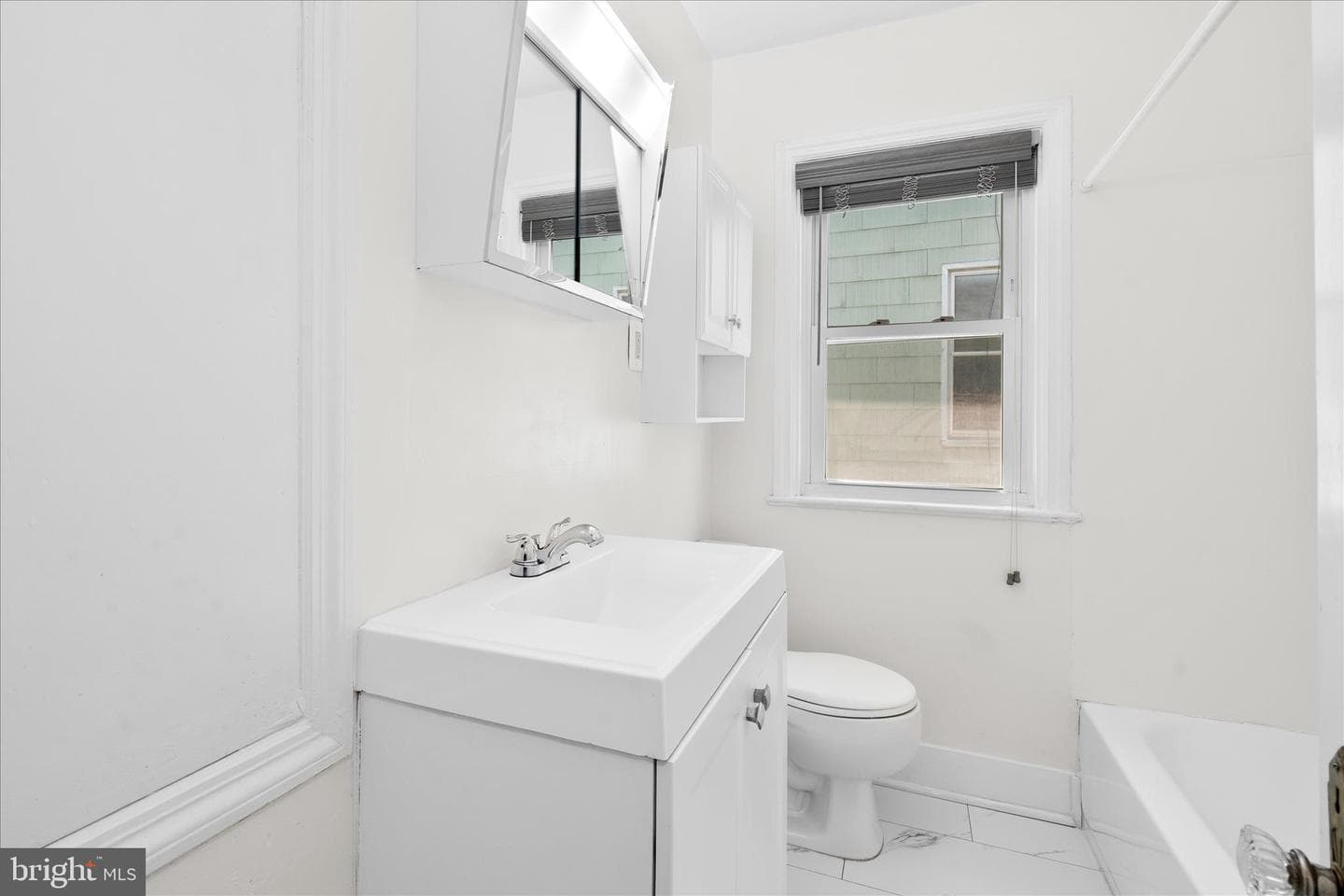 402 Guilford Avenue photo 15