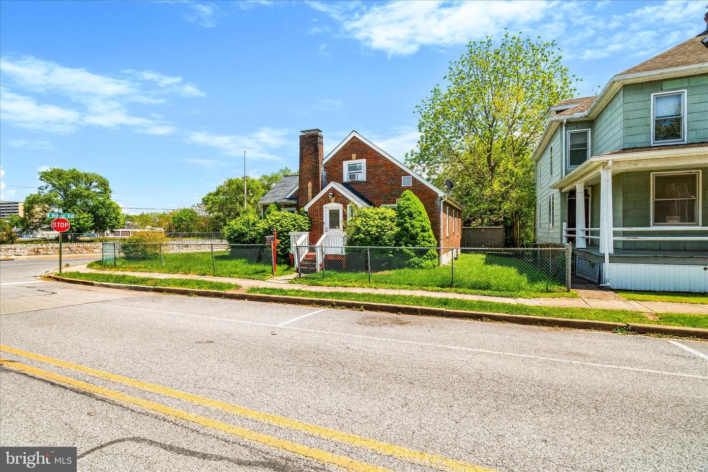 402 Guilford Avenue photo 33