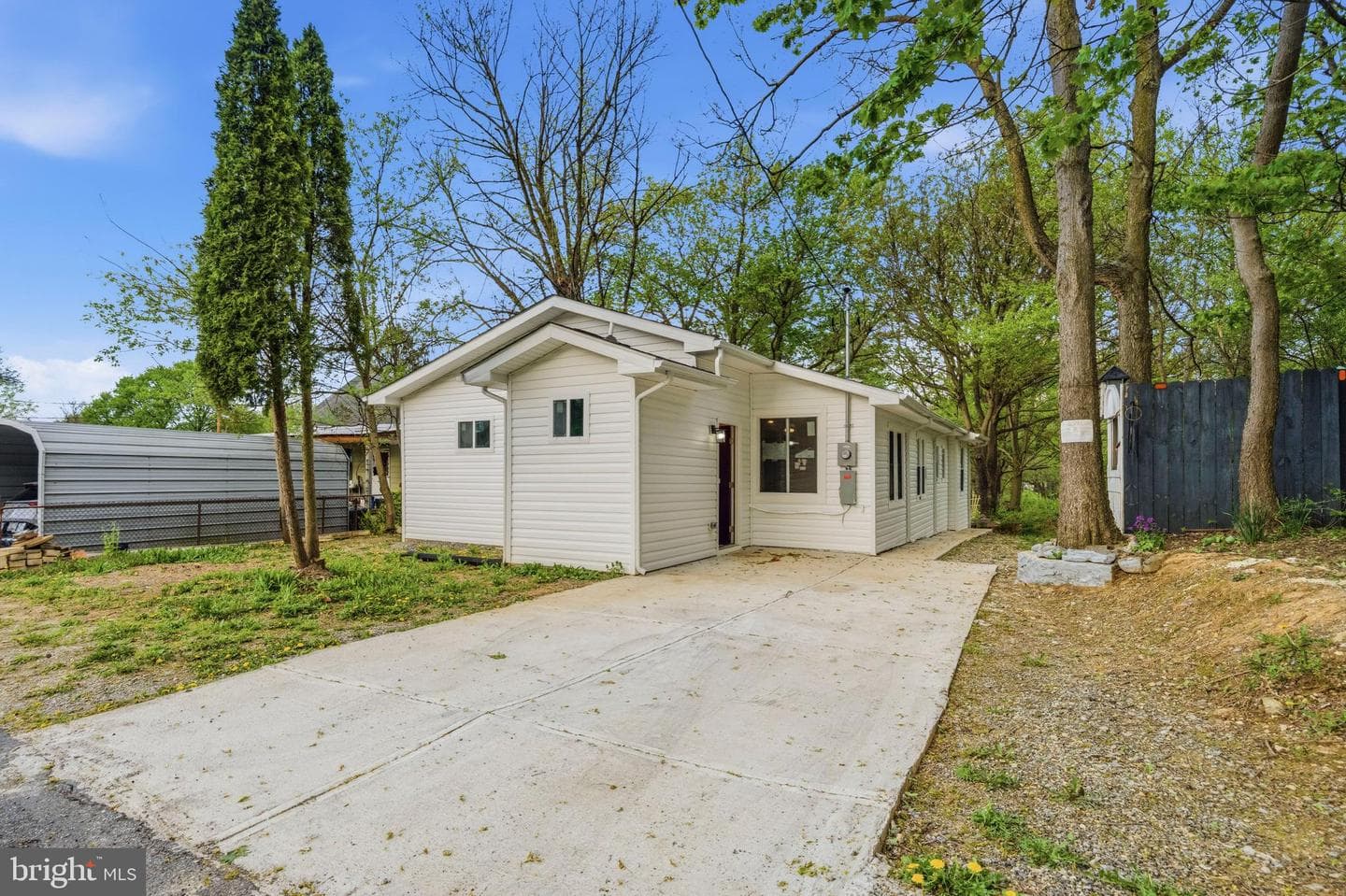 11901 Sun Valley Drive photo 30