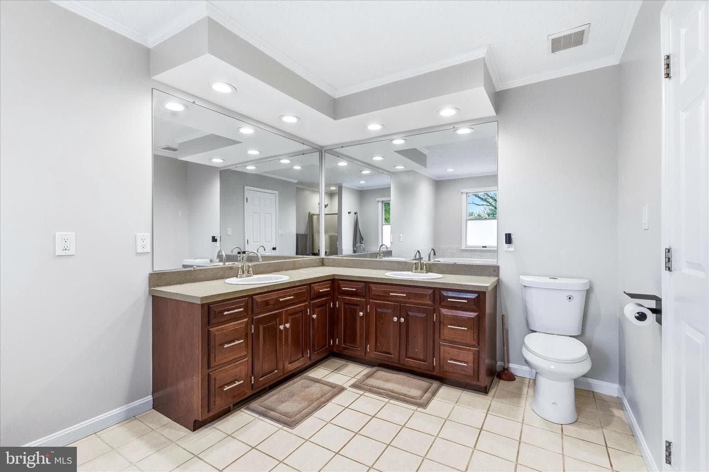 20115 Teakwood Drive photo 22