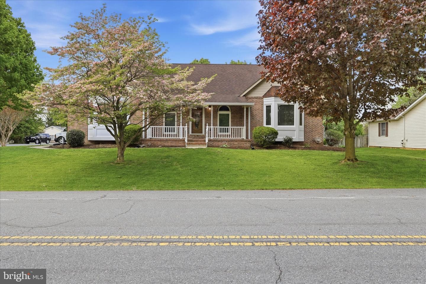 1813 Winston Drive photo 2