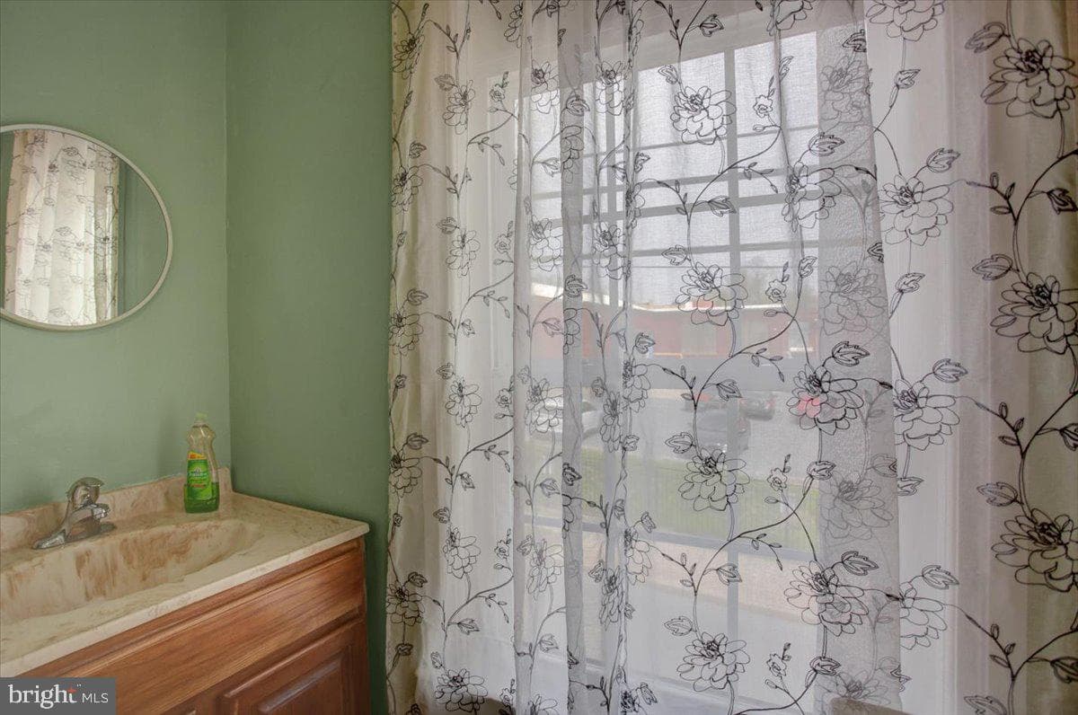 131 W Church Street photo 12