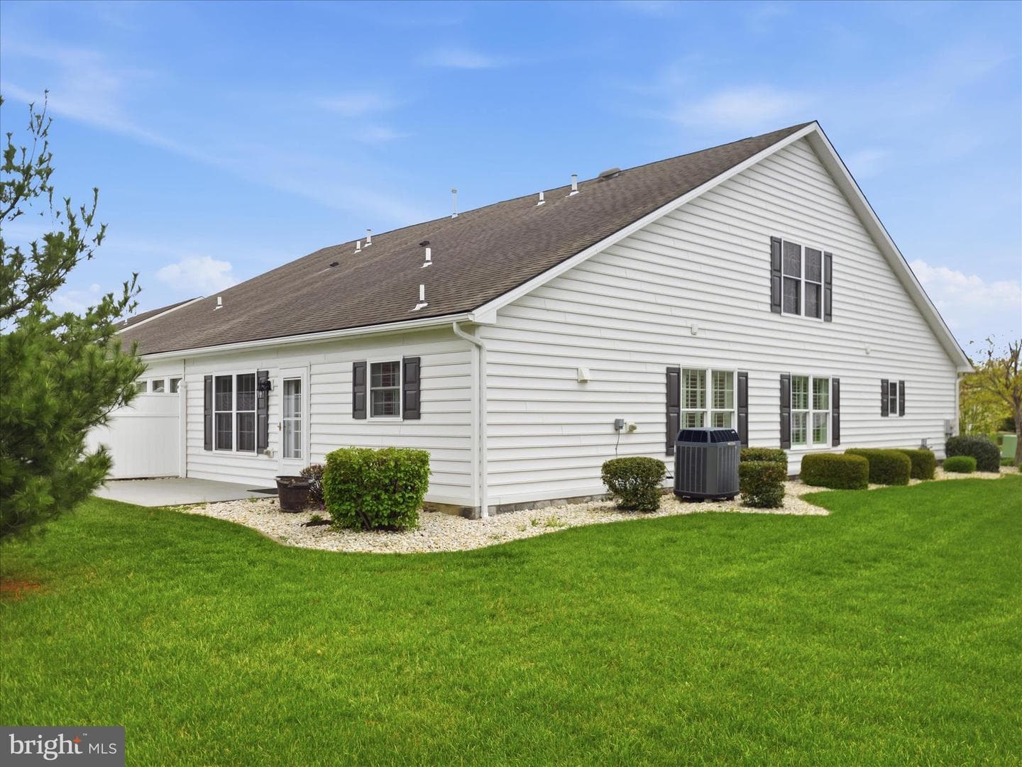 18208 Wisteria Way photo 31