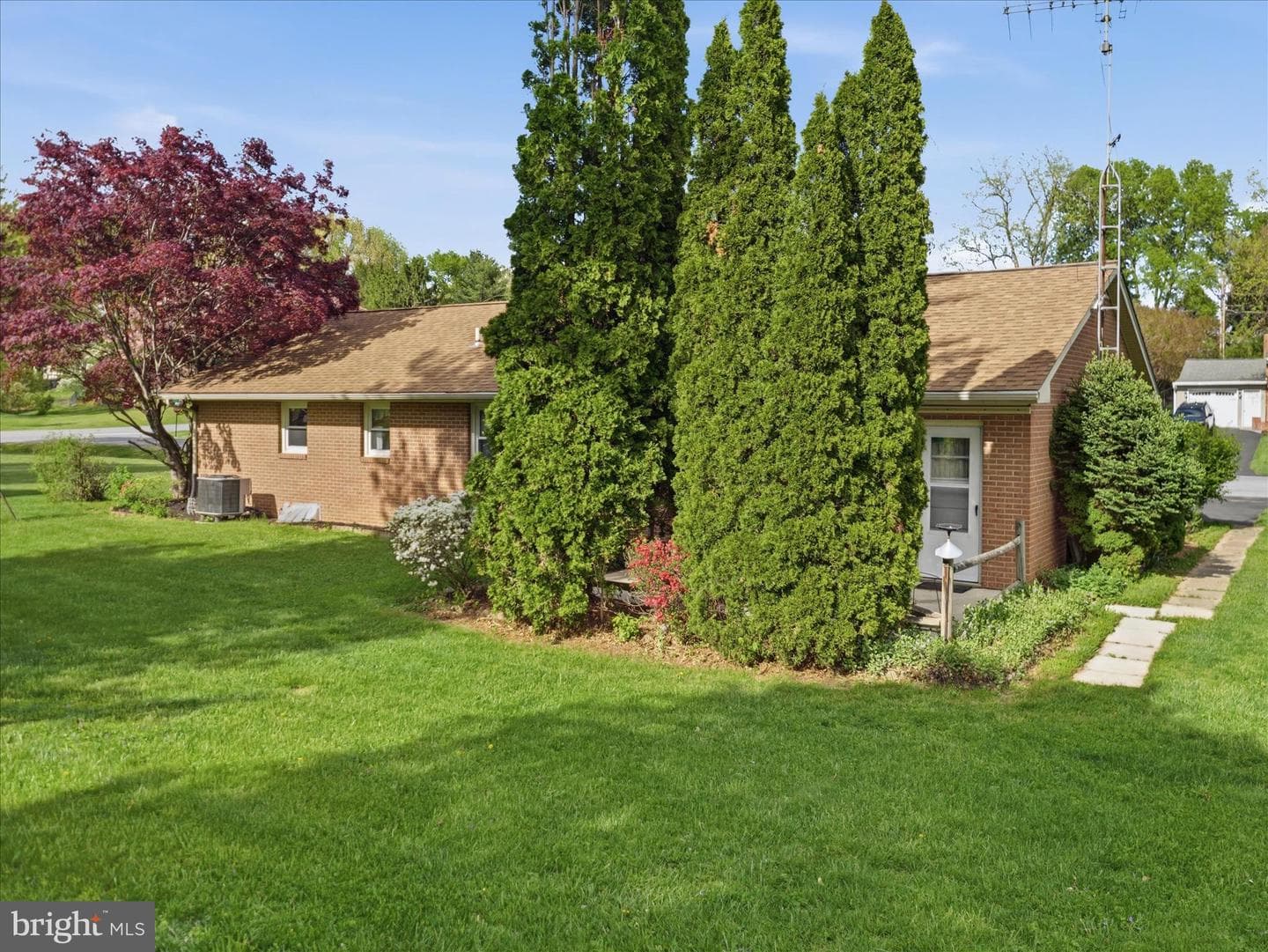 9720 Fernwood Lane photo 34