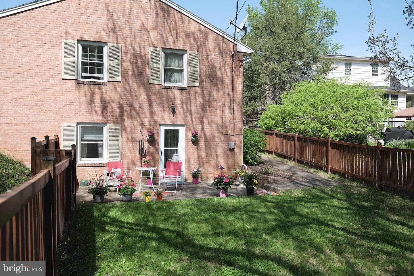 520 May Street photo 43