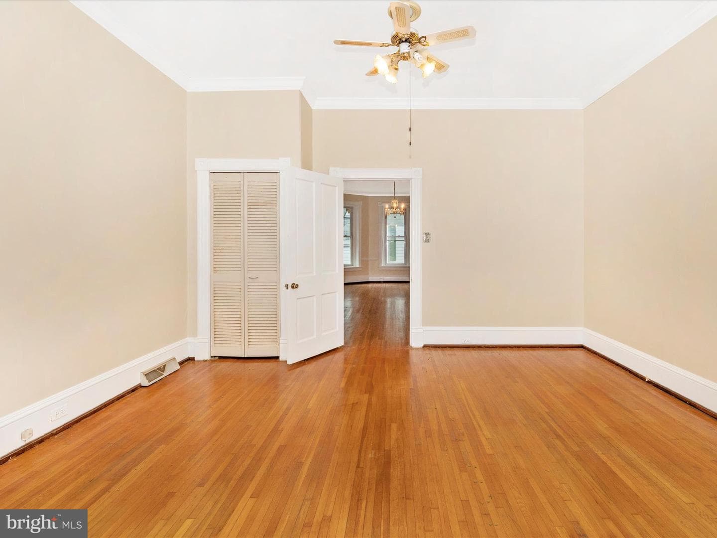 831 Oak Hill Avenue photo 23