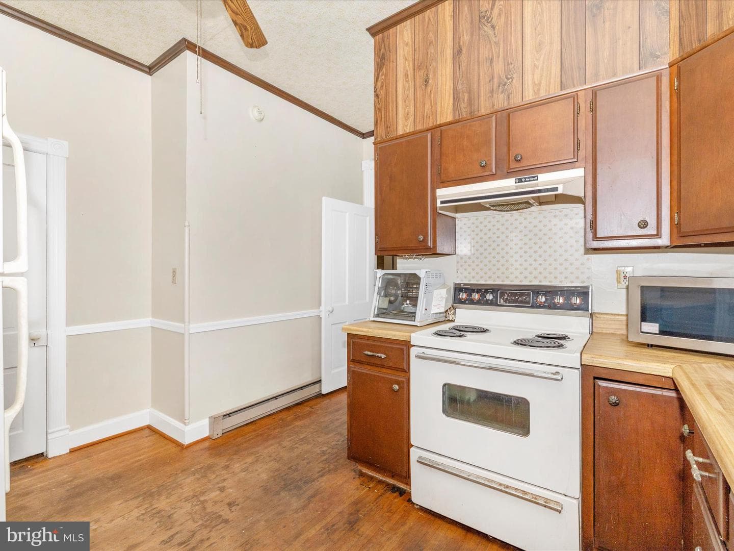 831 Oak Hill Avenue photo 41