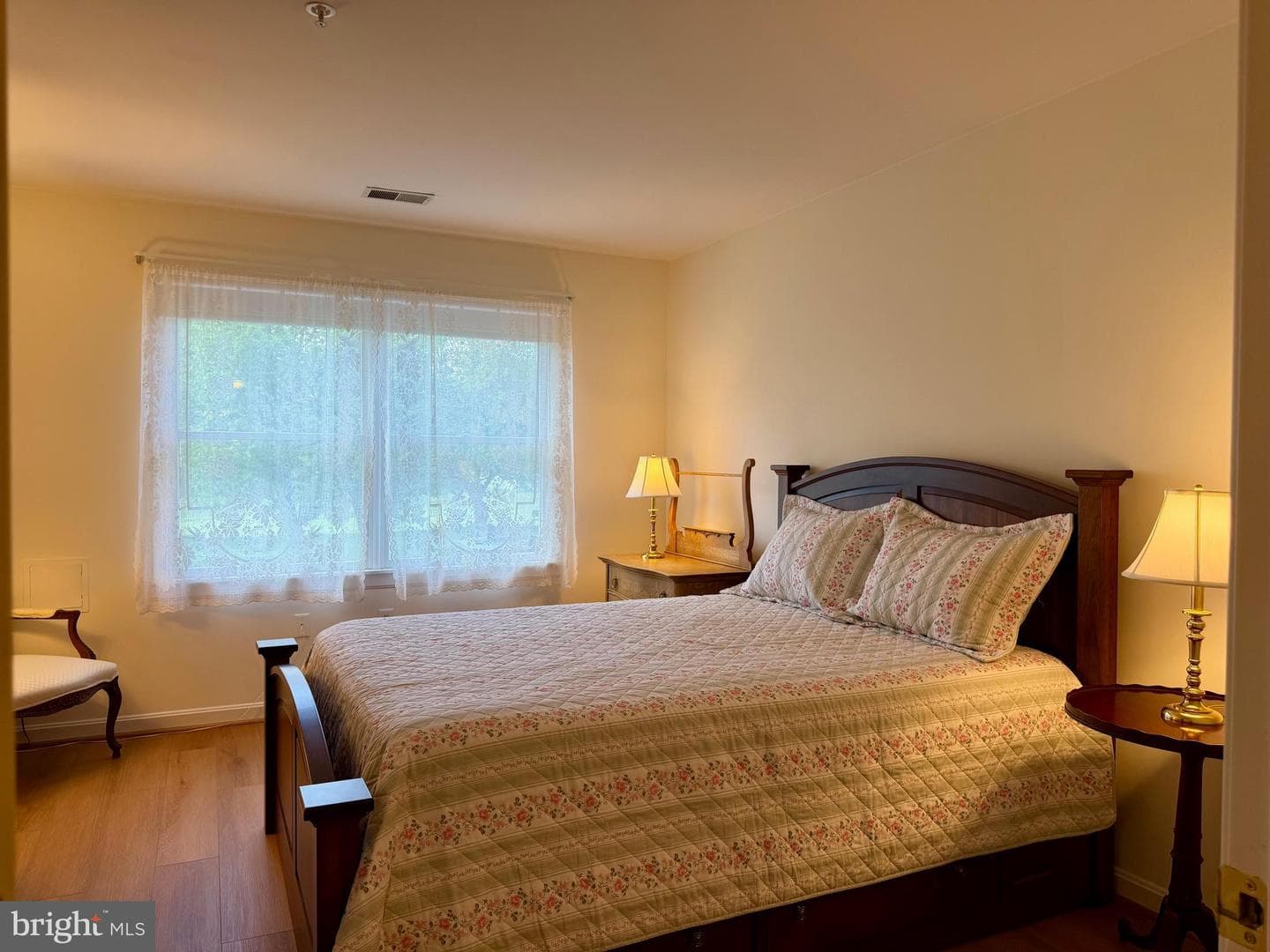 129 Chantilly Court photo 28