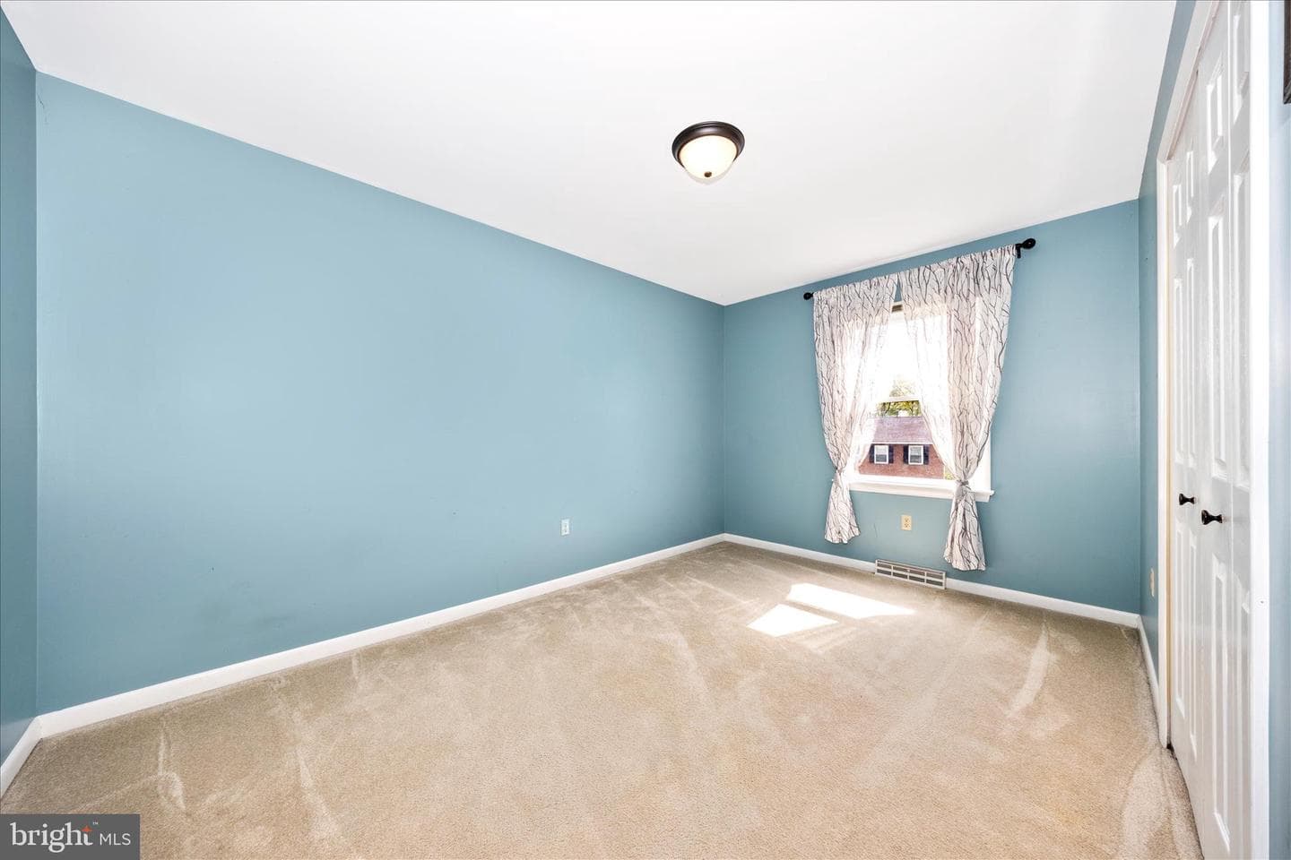 21 Carriage Hill Drive photo 24