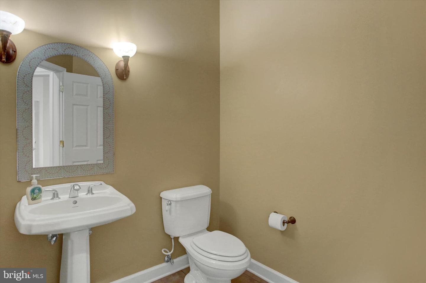 19110 Woodhill Drive photo 35