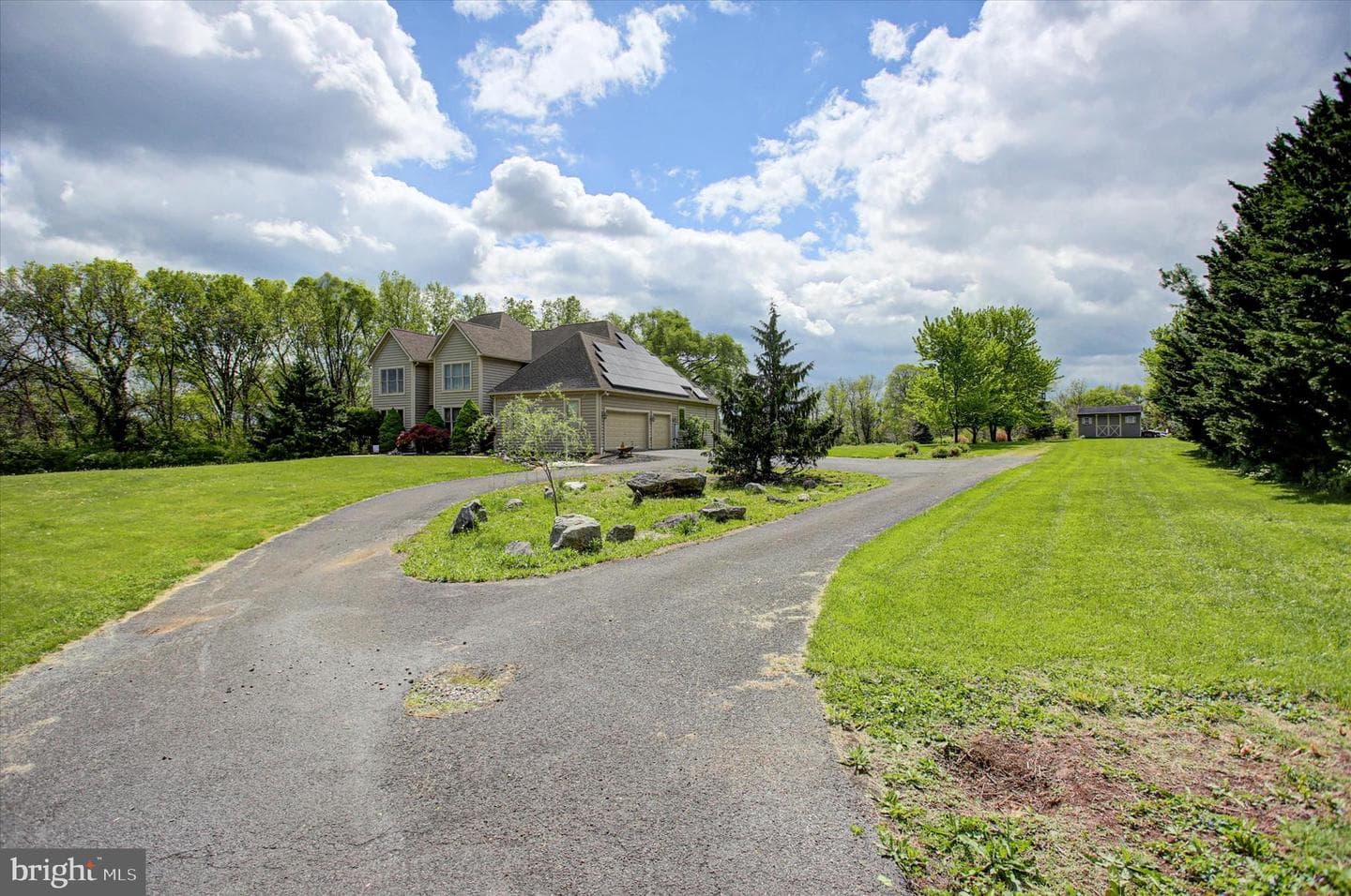 19110 Woodhill Drive photo 4