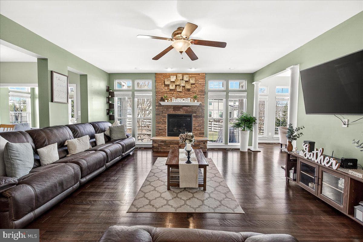 18250 Misty Acres Drive photo 19
