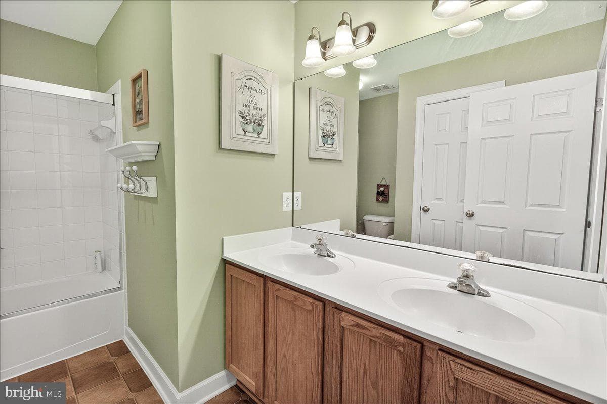 18250 Misty Acres Drive photo 36