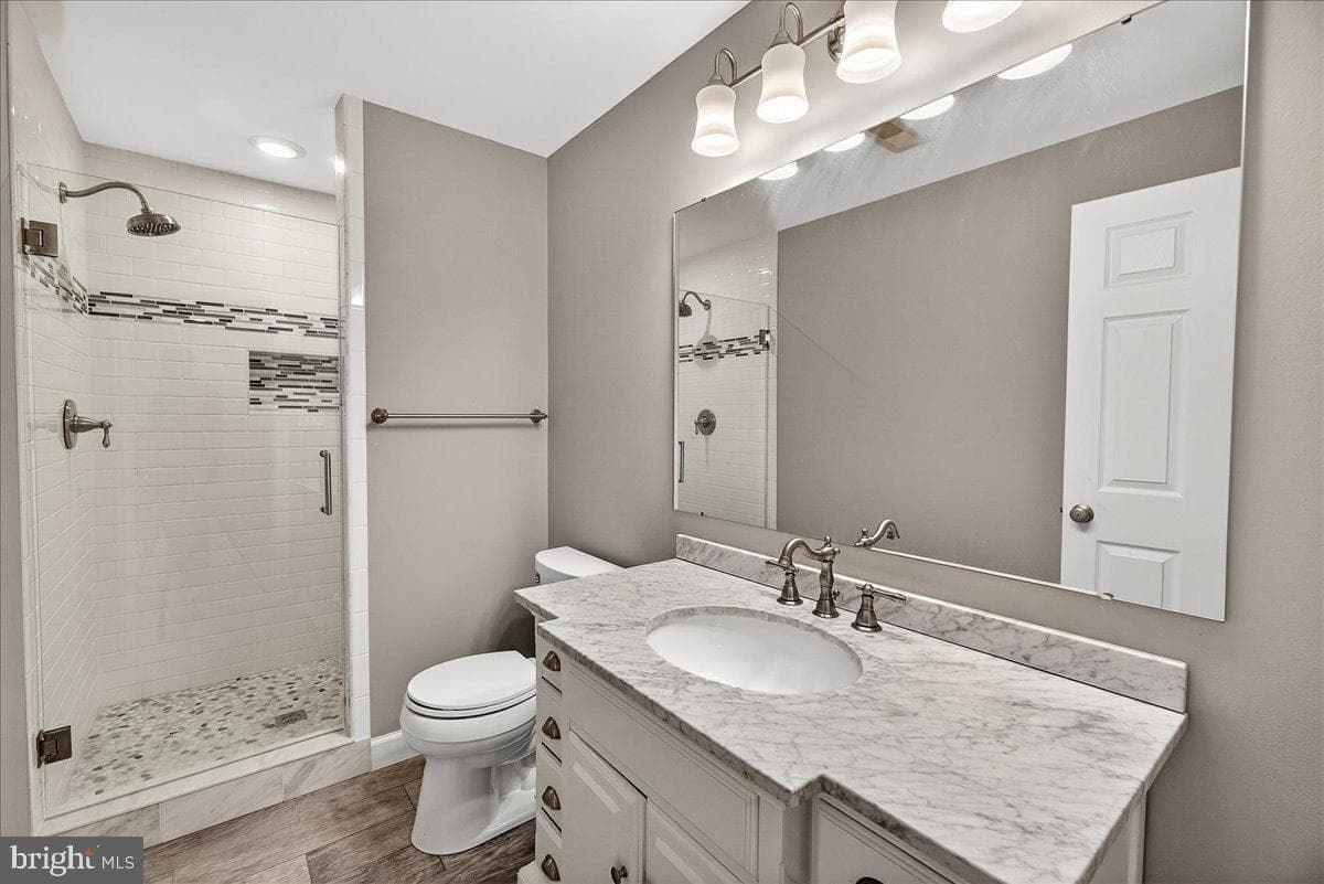18250 Misty Acres Drive photo 47
