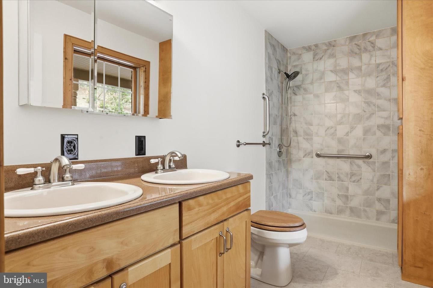 13834 Hollow Road photo 26
