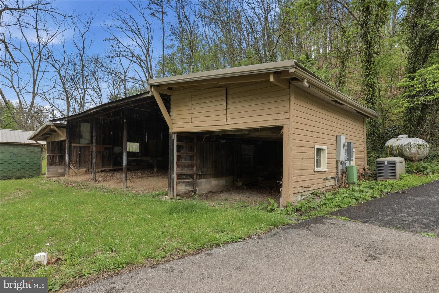 13834 Hollow Road photo 38