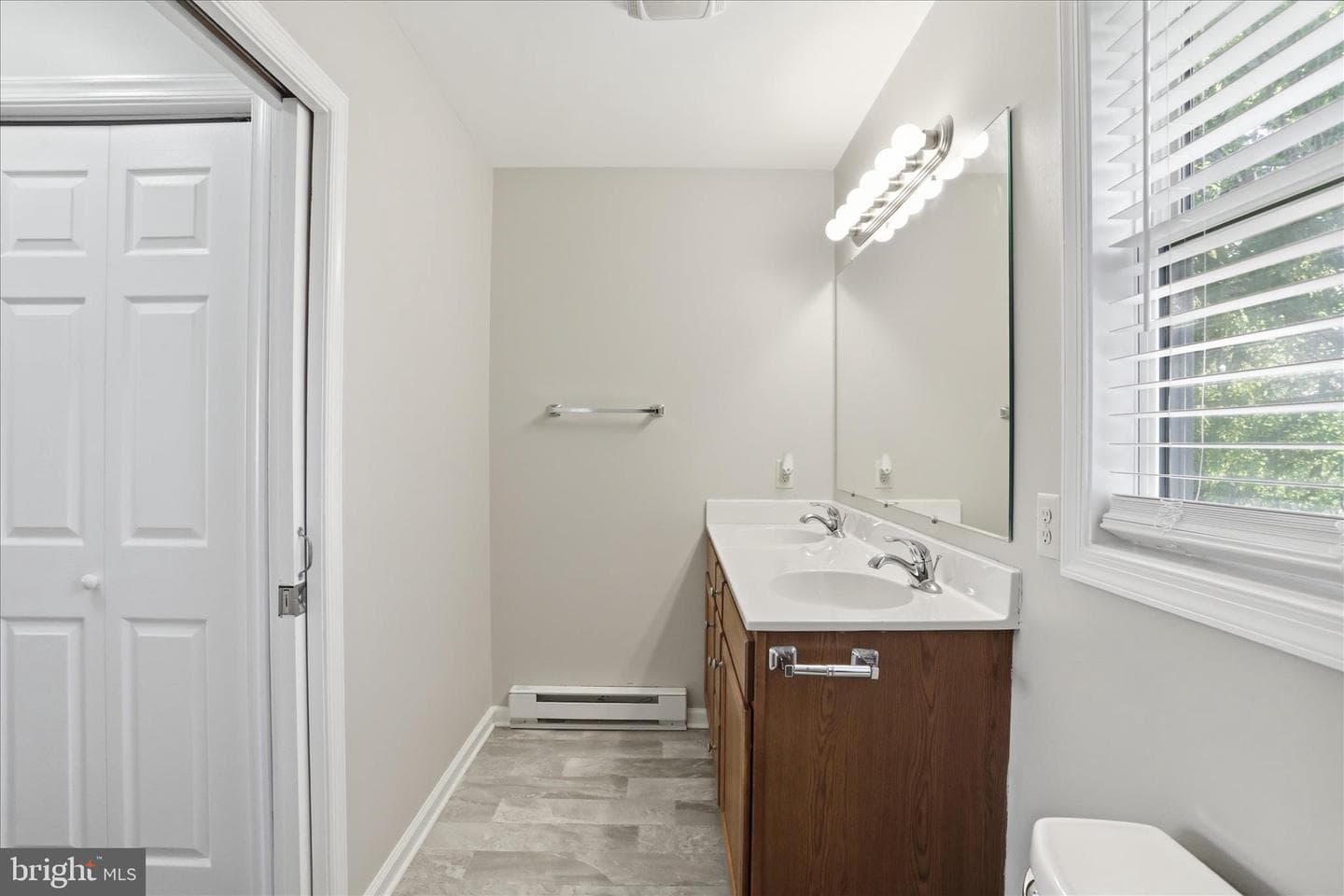 342 Fridinger Avenue photo 23