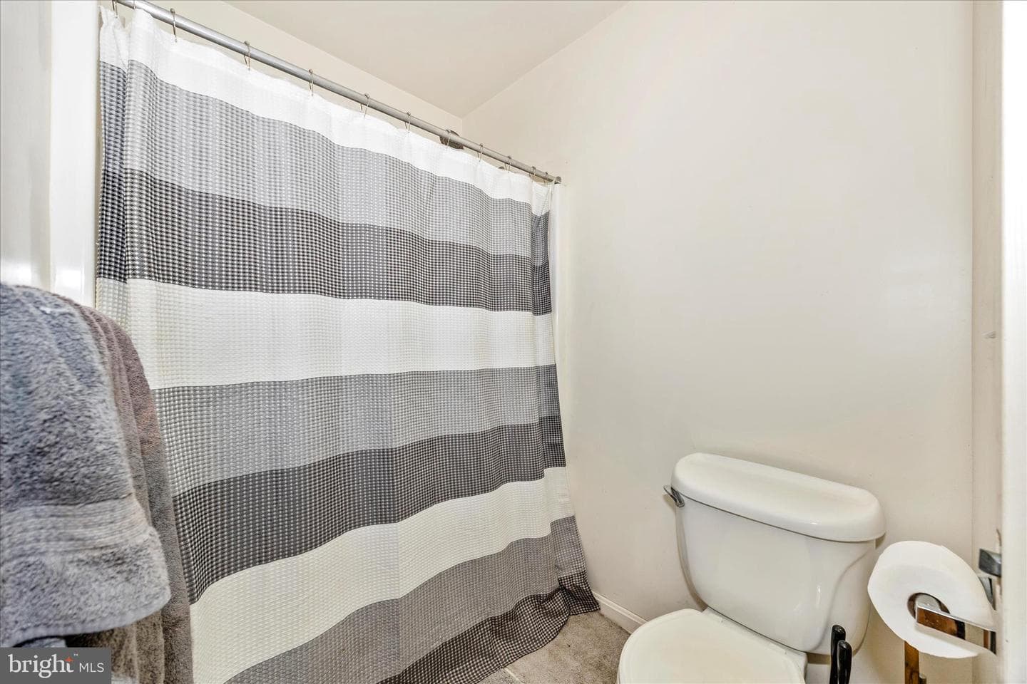 13556 Halifax Drive photo 35