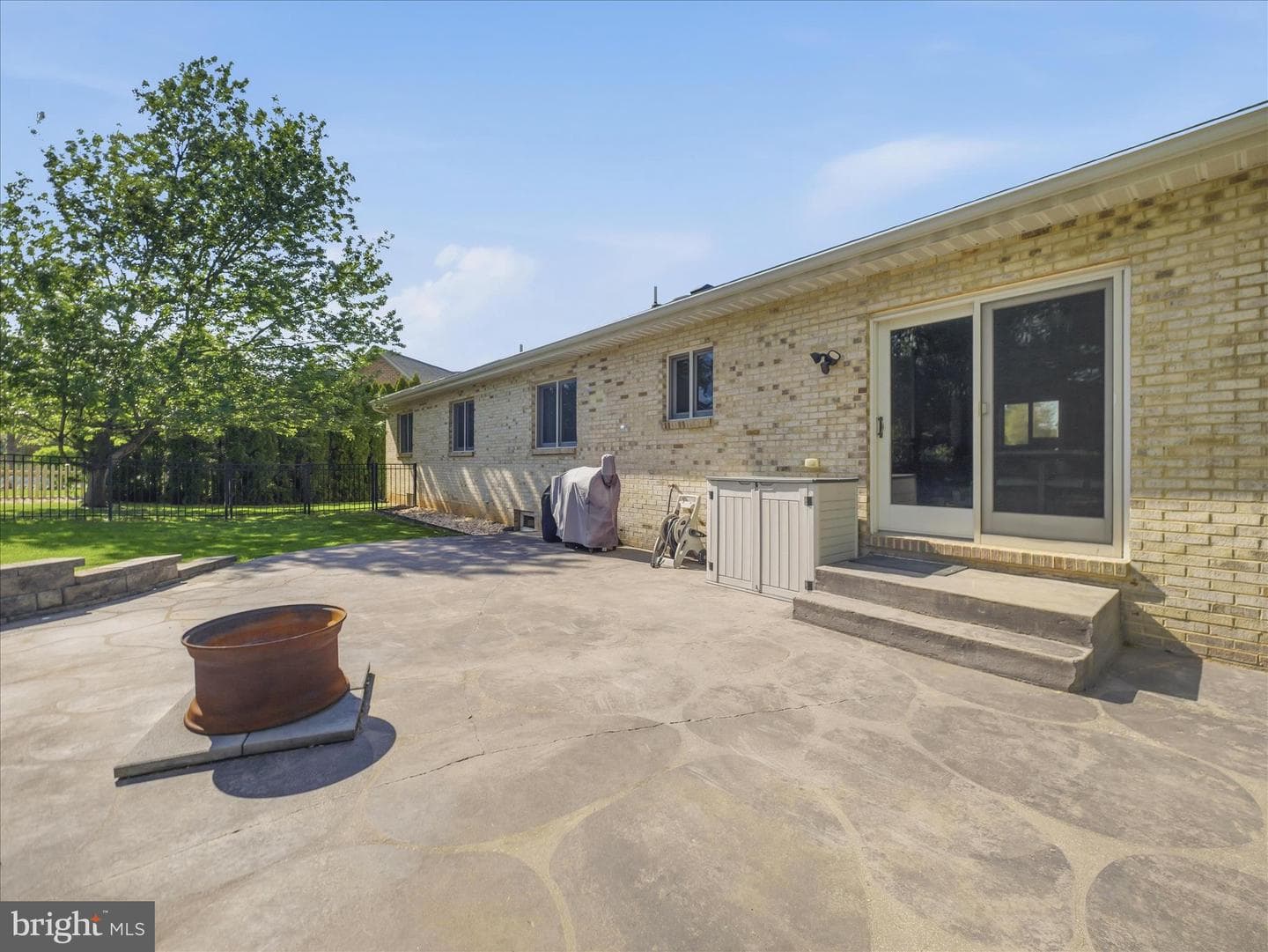 10727 Apple Tree Lane photo 32