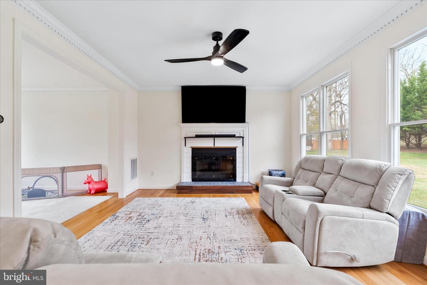 11411 Woodview Drive photo 6