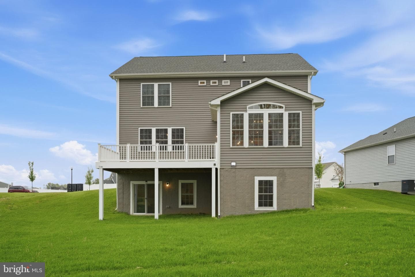 17438 Fitzhugh Court photo 49