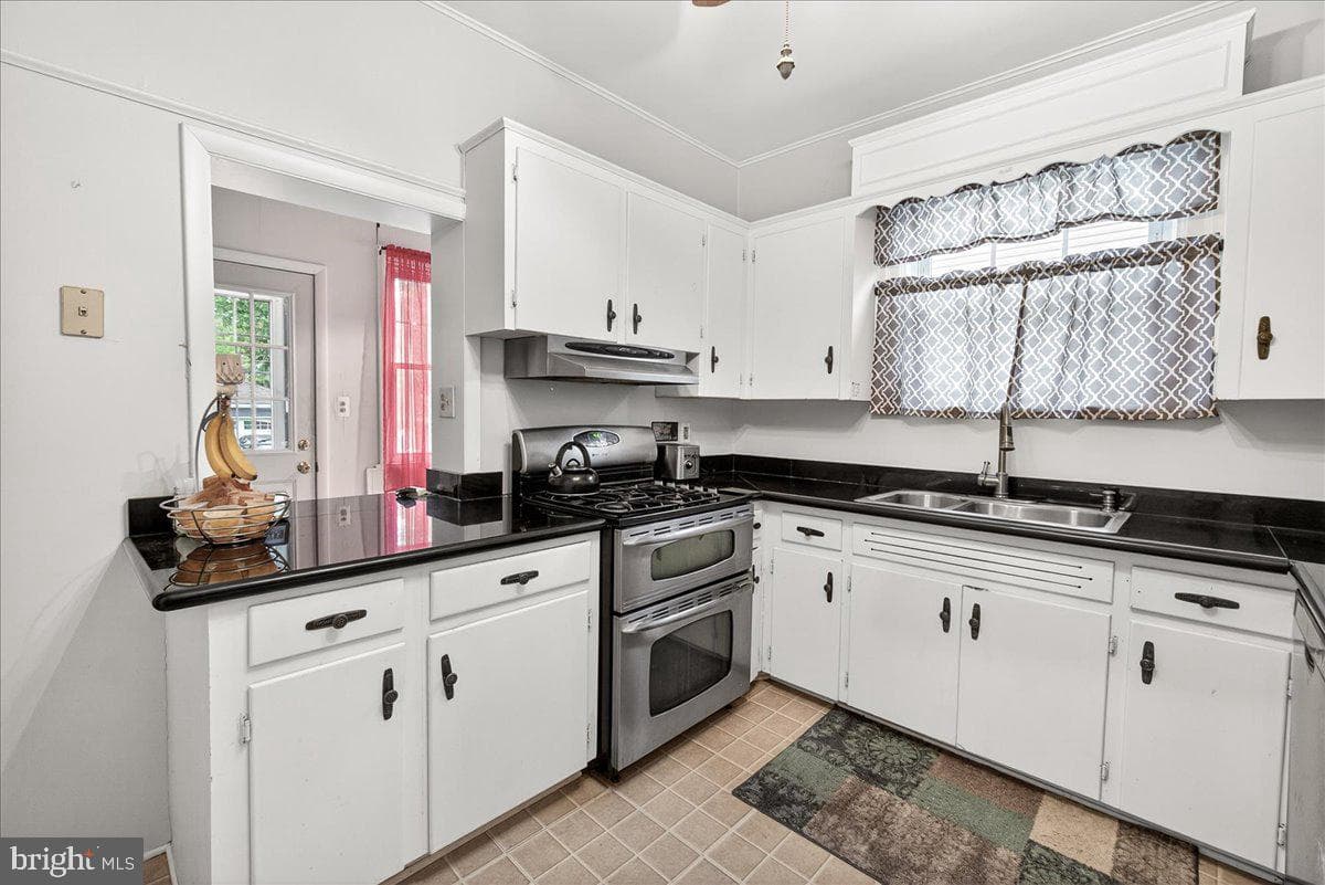 1131 Oak Hill Avenue photo 10