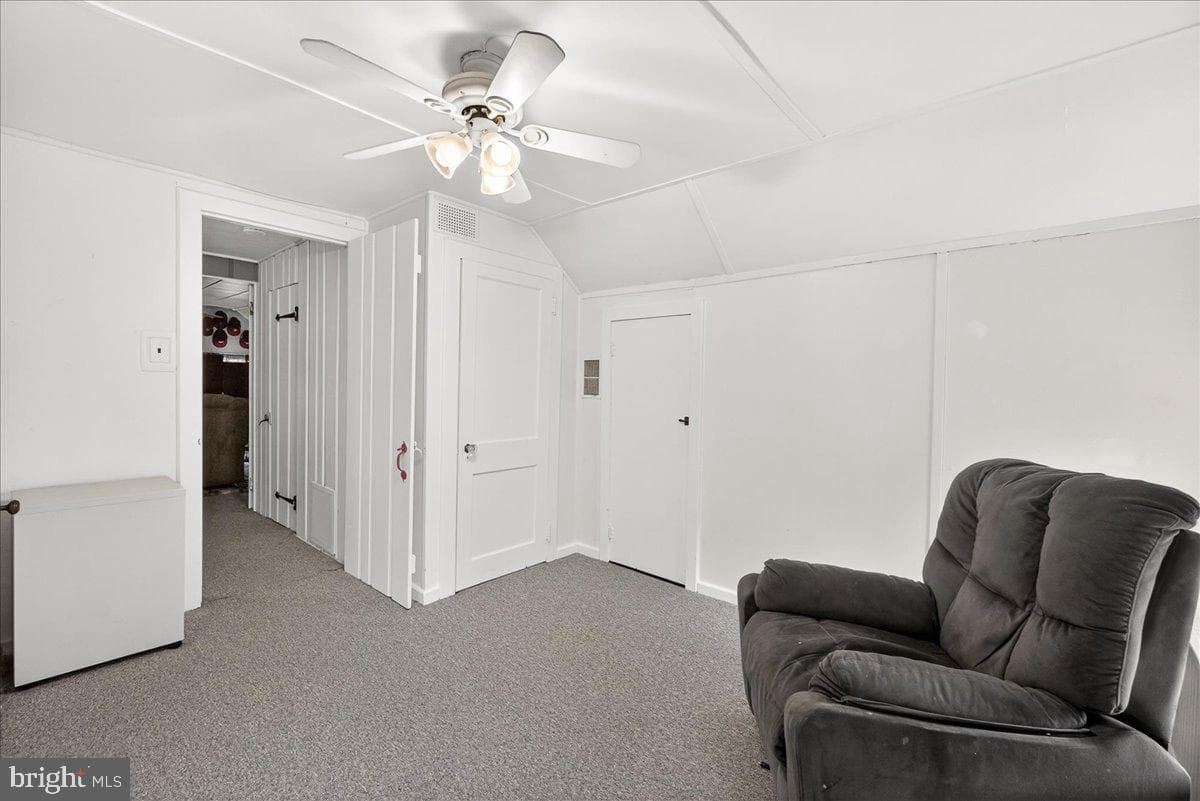 1131 Oak Hill Avenue photo 29