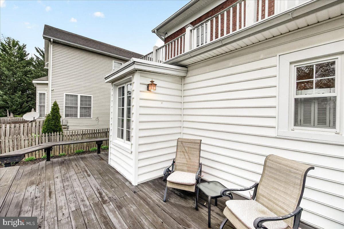 1131 Oak Hill Avenue photo 39